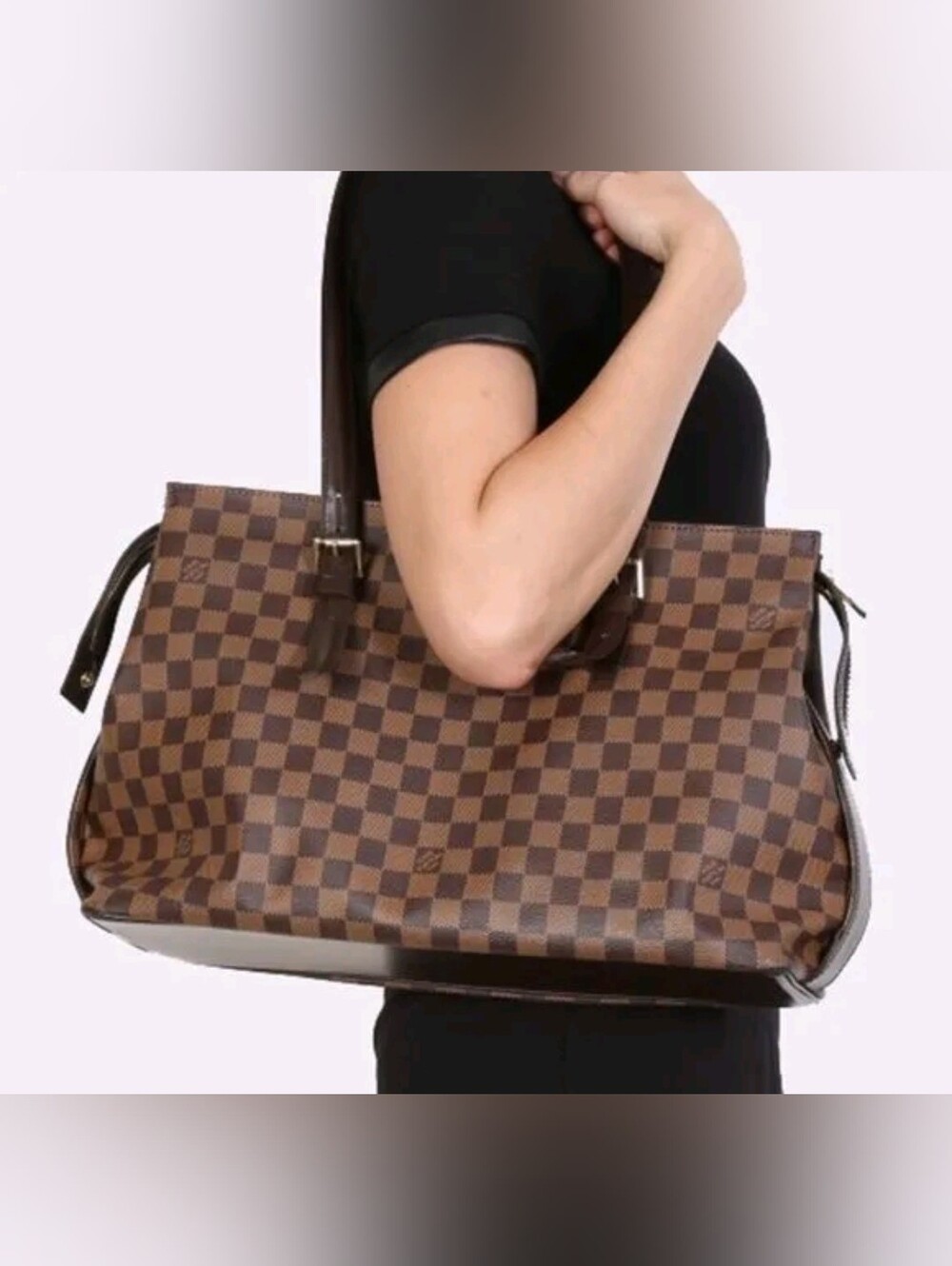 Authentic LV Damier Ebene Chelsea